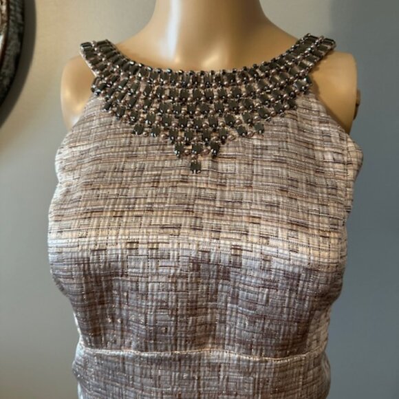 MAGGY LONDON GOLD METALLIC DRESSY SHIFT DRESS - Picture 2 of 6